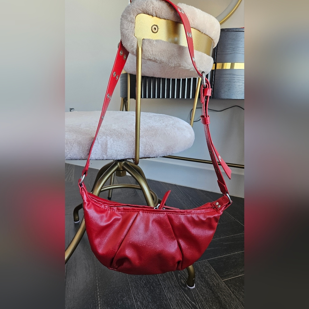 Zara Elegant Red Shoulder Bag